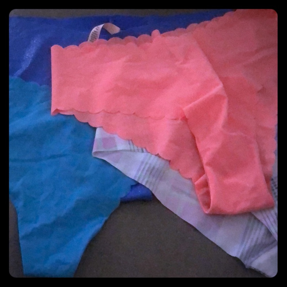 New Victoria Secret Underwear 4 Pair Bundle